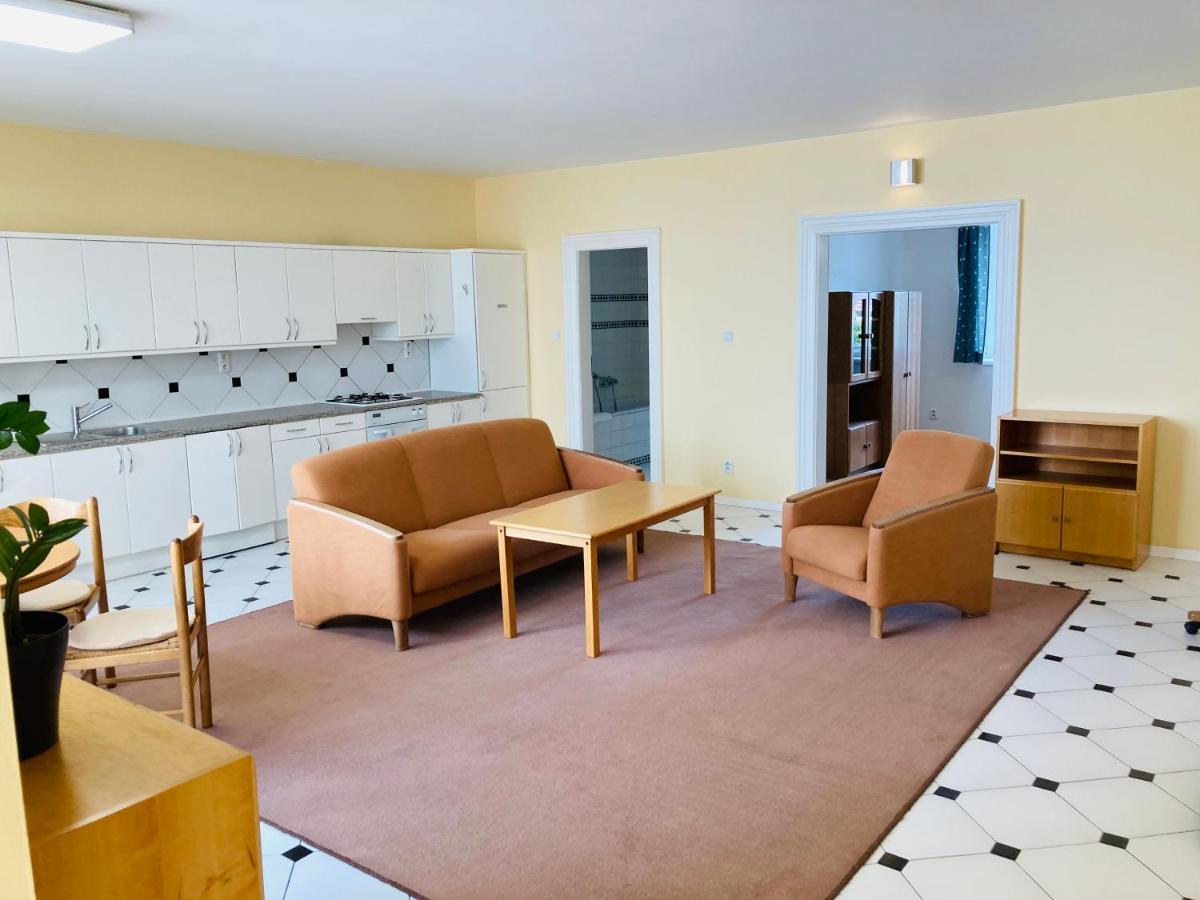 Hotel U Rytire Мельник Екстер'єр фото