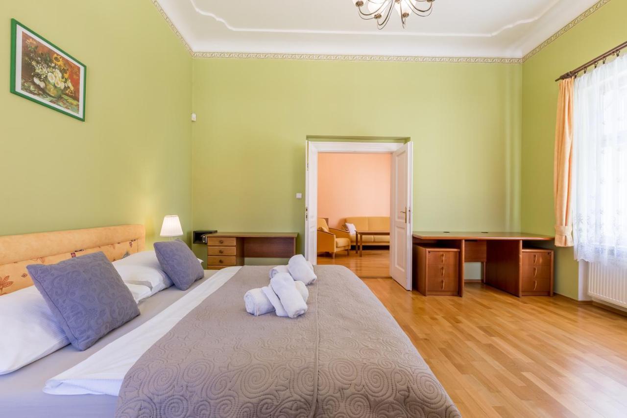 Hotel U Rytire Мельник Екстер'єр фото