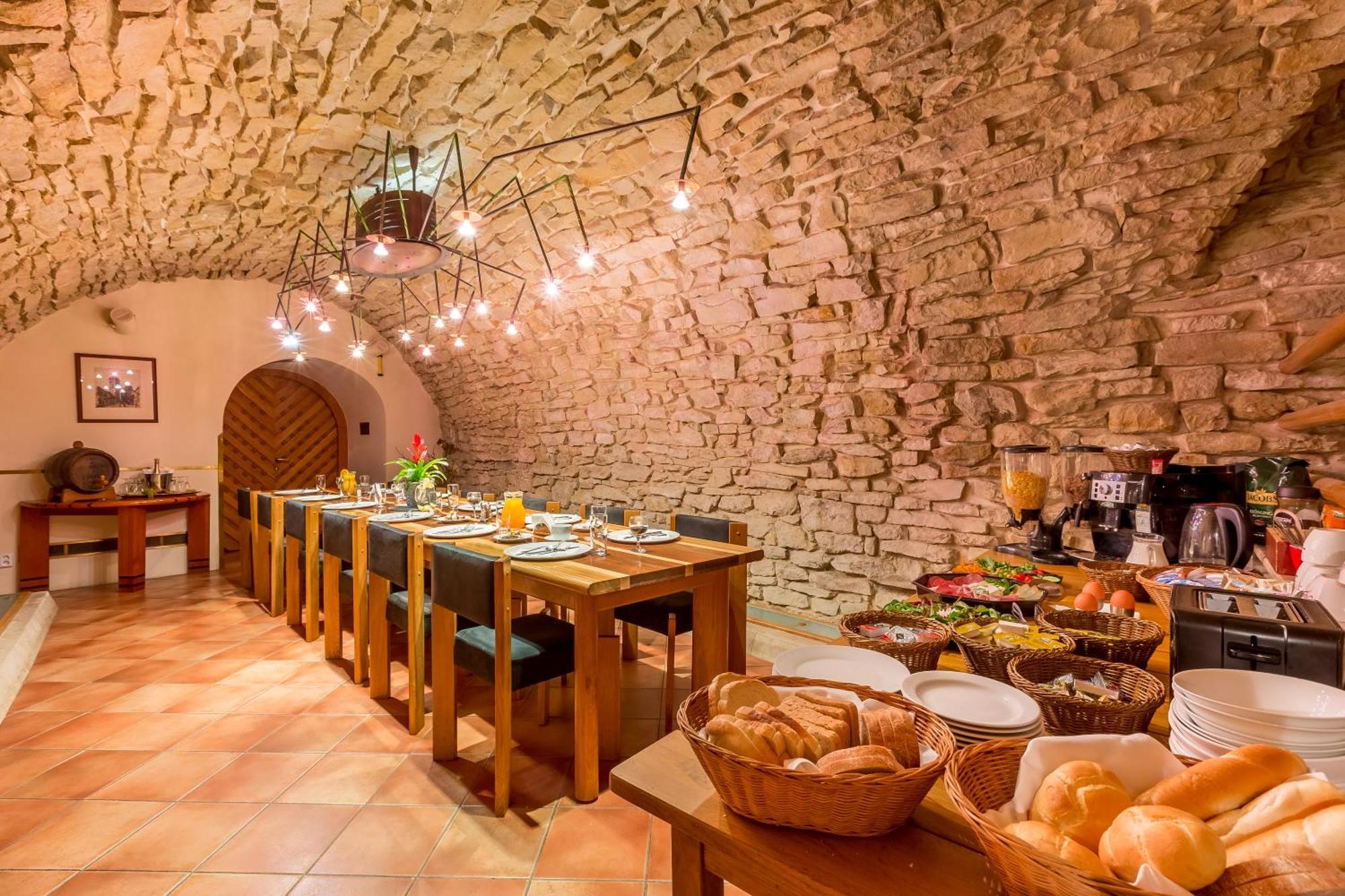 Hotel U Rytire Мельник Екстер'єр фото