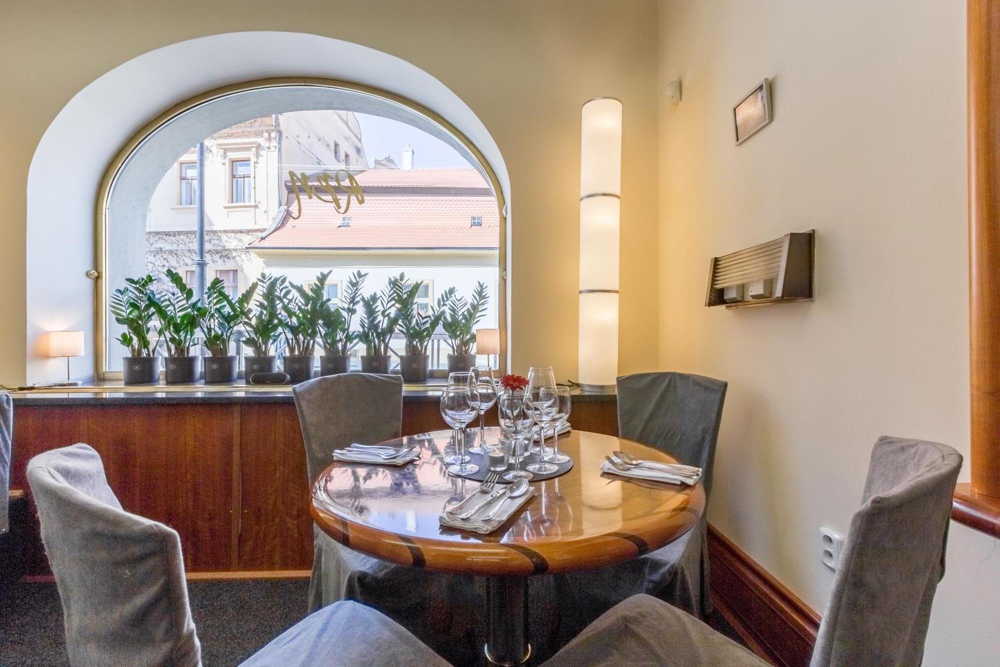 Hotel U Rytire Мельник Екстер'єр фото