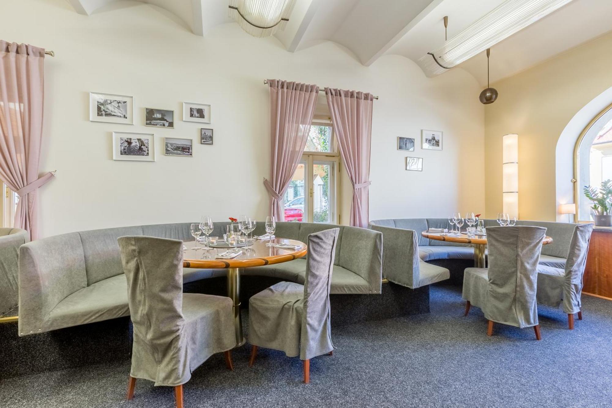 Hotel U Rytire Мельник Екстер'єр фото